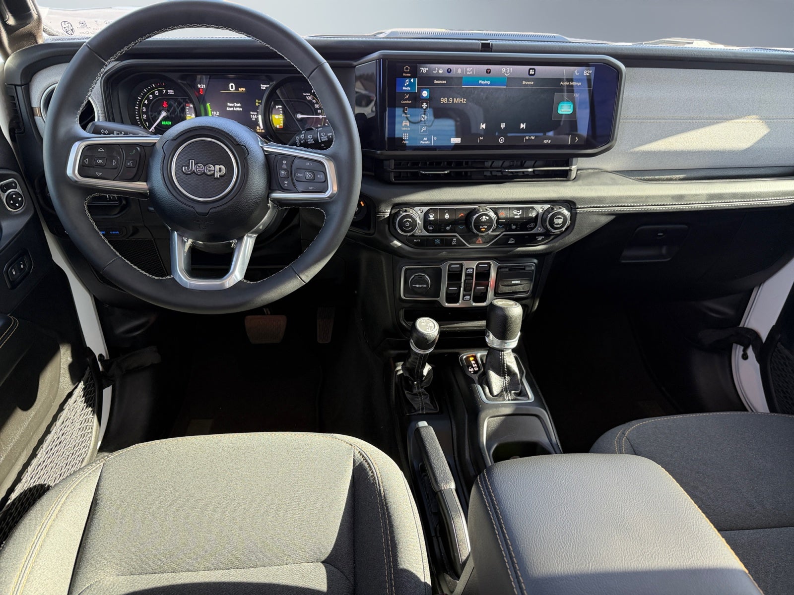2025 Jeep Wrangler 4xe Sahara