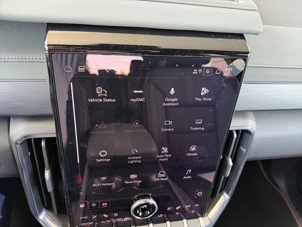 2027 GMC Acadia AT4