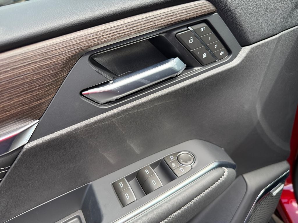 2027 GMC Acadia Denali