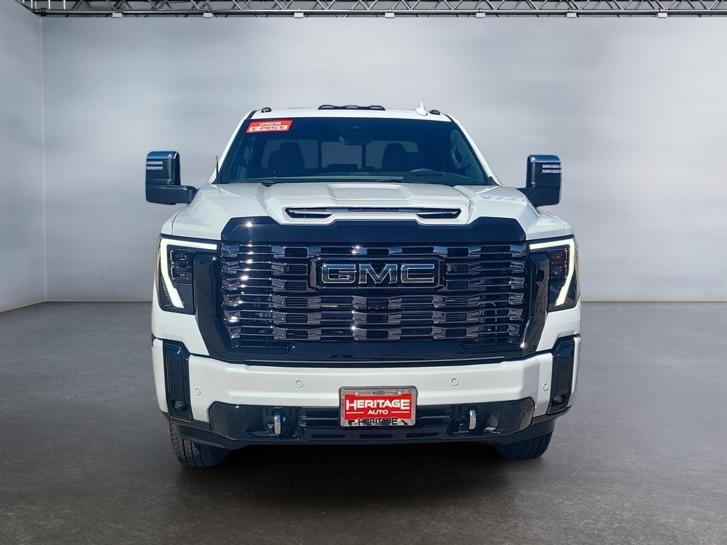 2026 GMC Sierra 3500 HD Denali Ultimate DRW