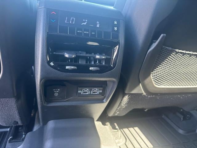 2024 Jeep Grand Cherokee L Altitude 4x4