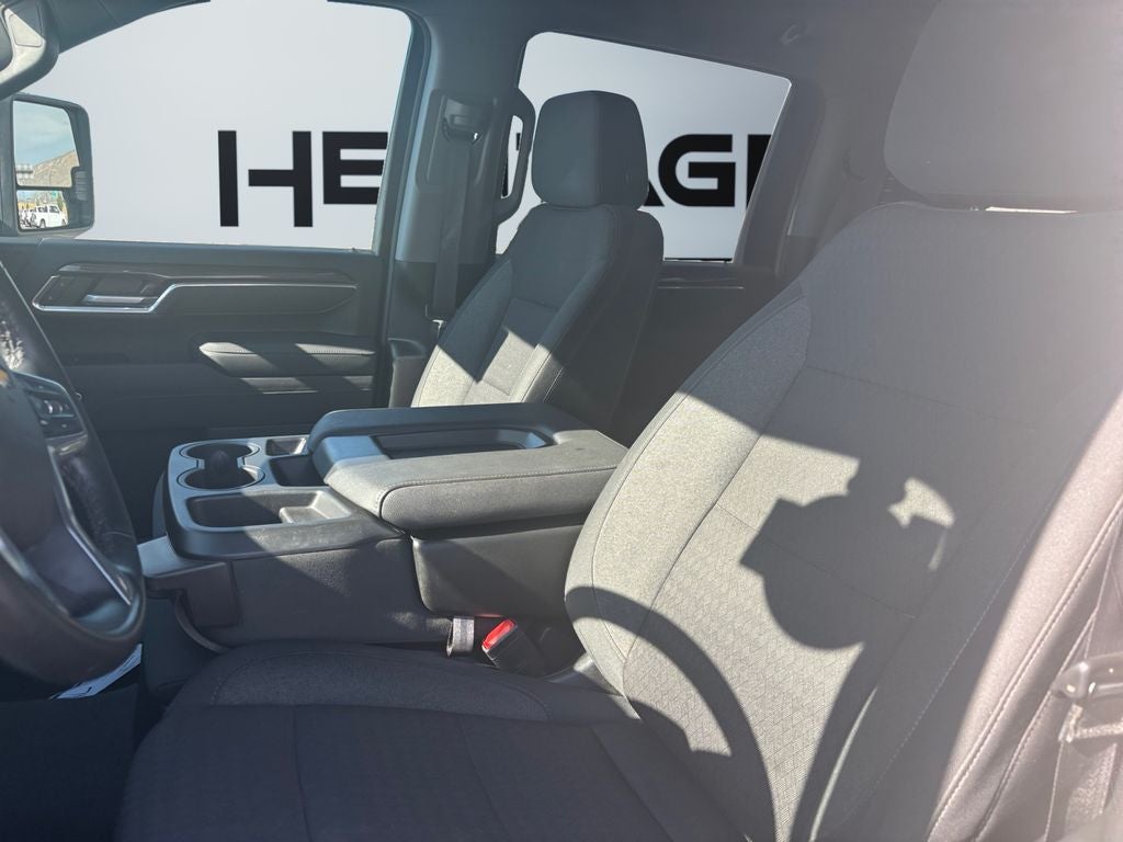 2026 Chevrolet Silverado 3500 HD Chassis LT