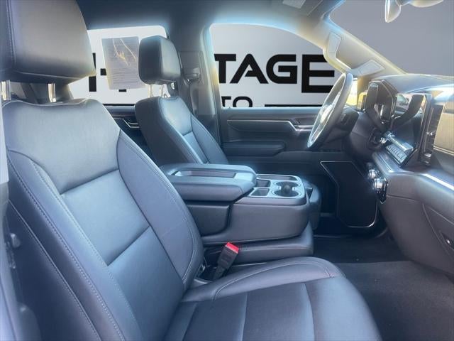 2025 GMC Sierra 1500 4WD Crew Cab Short Box SLT