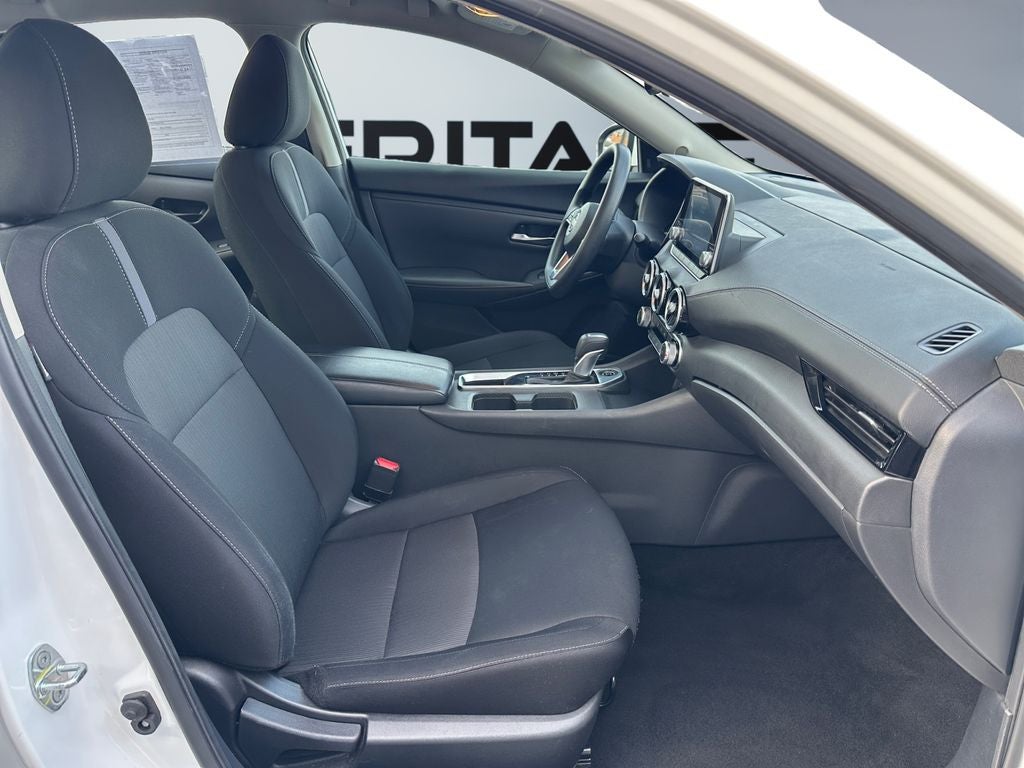 2024 Nissan Sentra SV Xtronic CVT