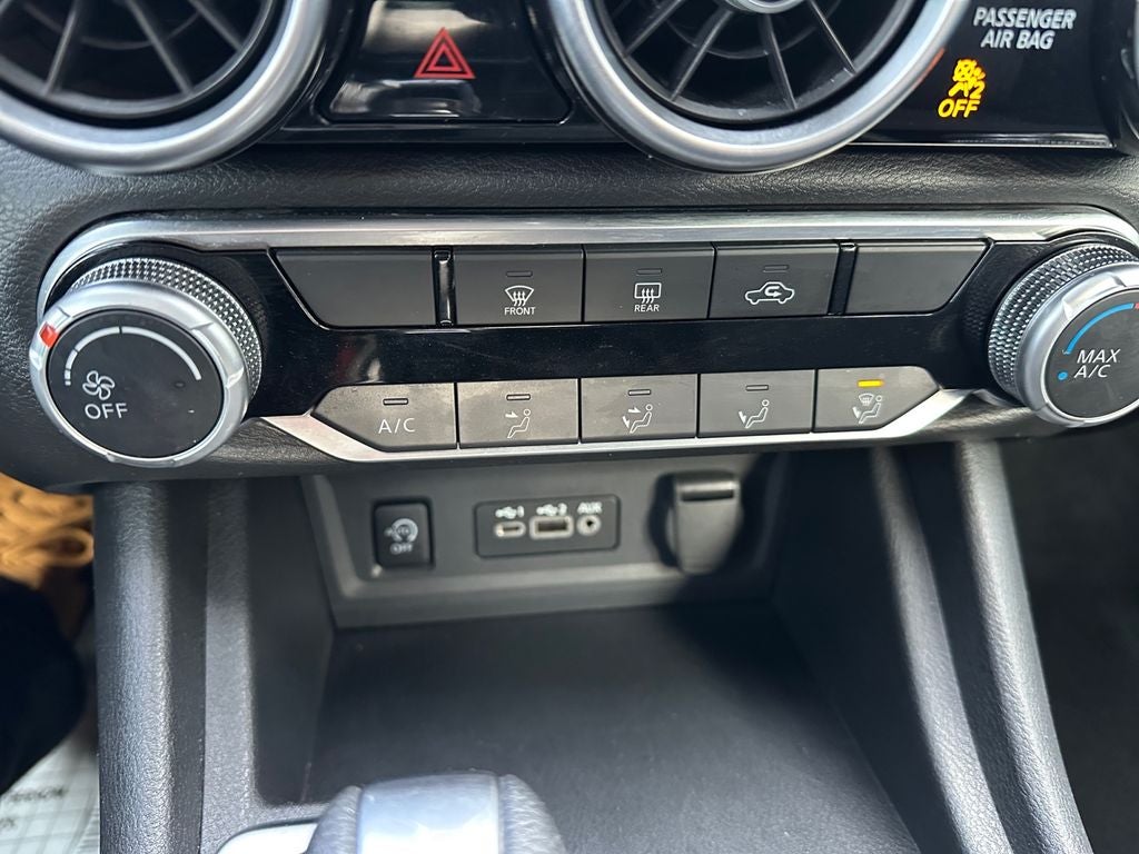 2024 Nissan Sentra SV Xtronic CVT