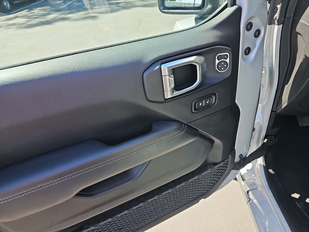 2023 Jeep Wrangler Sahara 4x4