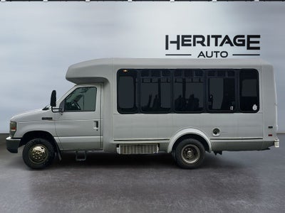 2011 Ford E-350 Cutaway Base