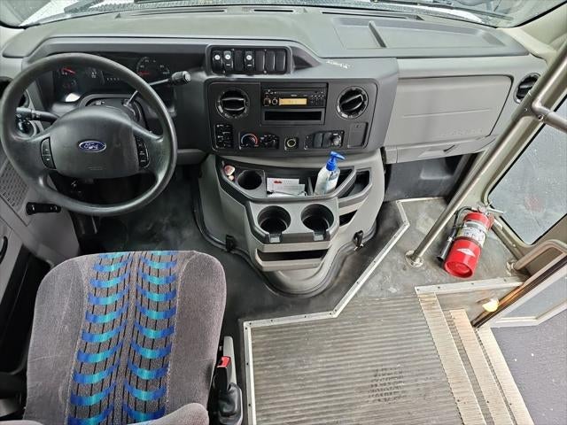 2011 Ford E-350 Cutaway Base