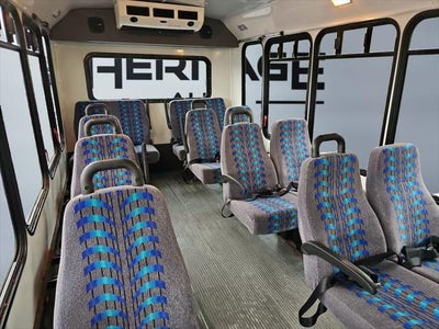 2011 Ford E-350 Cutaway Base