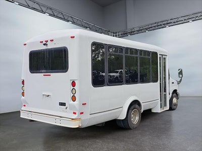 2011 Ford E-350 Cutaway Base