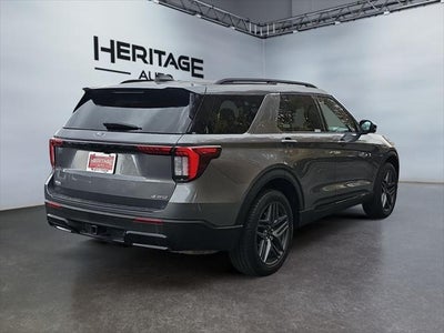 2025 Ford Explorer ST-Line