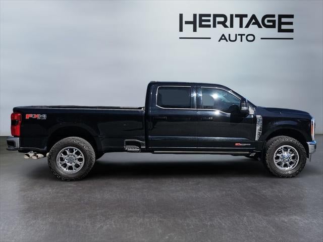2023 Ford F-350 LARIAT