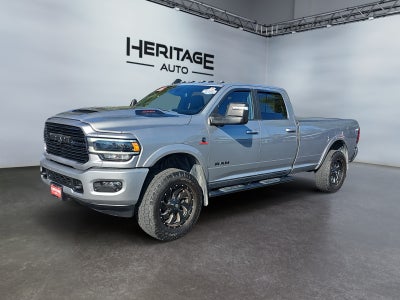 2024 RAM 3500 Laramie Crew Cab 4x4 8' Box