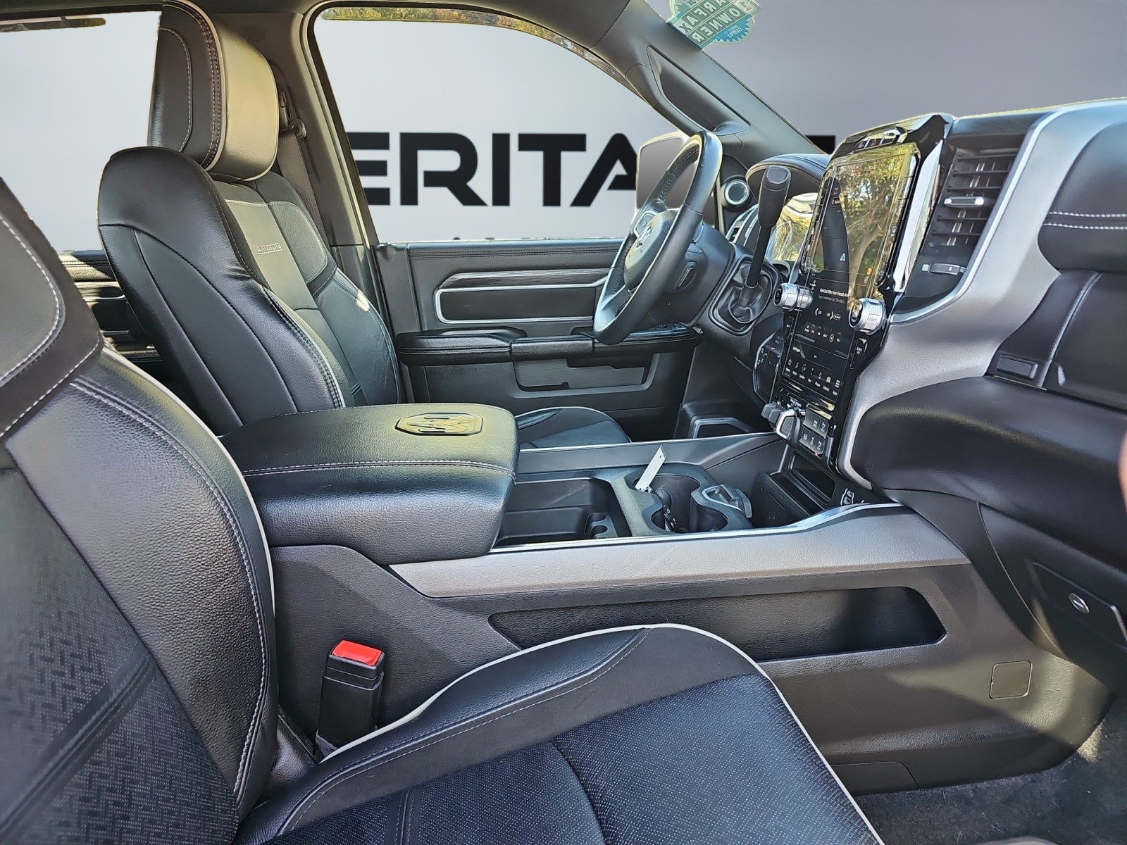 2024 RAM 3500 Laramie Crew Cab 4x4 8' Box