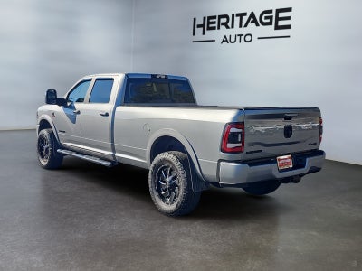 2024 RAM 3500 Laramie Crew Cab 4x4 8' Box