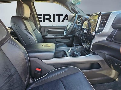2024 RAM 3500 Laramie Crew Cab 4x4 8' Box