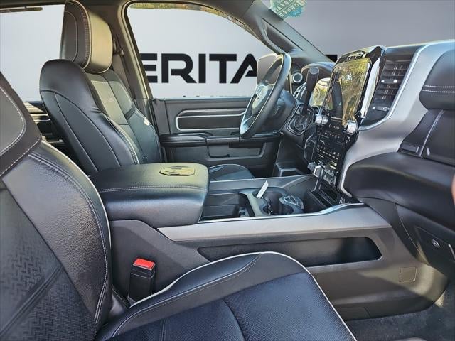 2024 RAM 3500 Laramie Crew Cab 4x4 8' Box