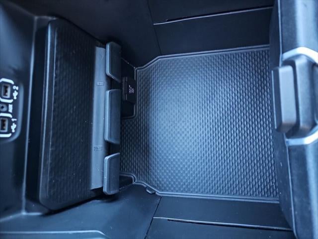 2024 RAM 3500 Laramie Crew Cab 4x4 8' Box