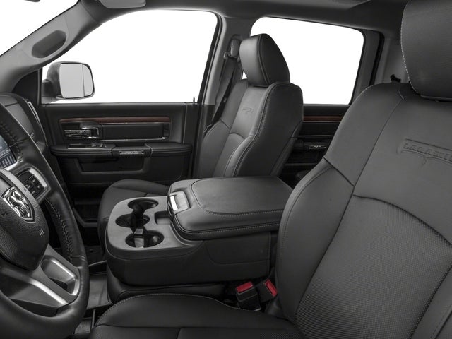 2017 RAM 2500 Laramie Crew Cab 4x4 6'4' Box