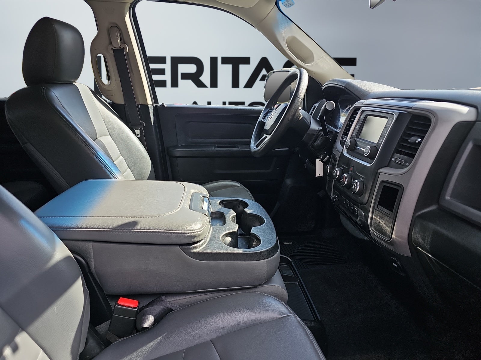 2018 RAM 2500 Tradesman Crew Cab 4x4 8' Box