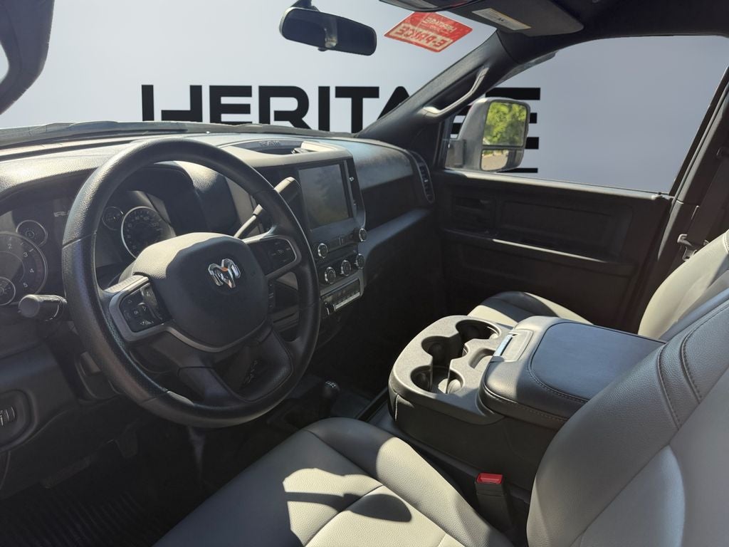 2024 RAM 5500 Chassis Tradesman/SLT/Laramie/Limited