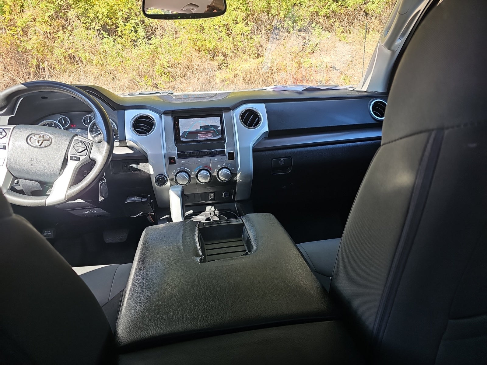 2014 Toyota Tundra SR5 5.7L V8