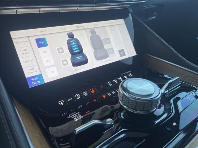 2023 Jeep Grand Wagoneer Series II 4x4