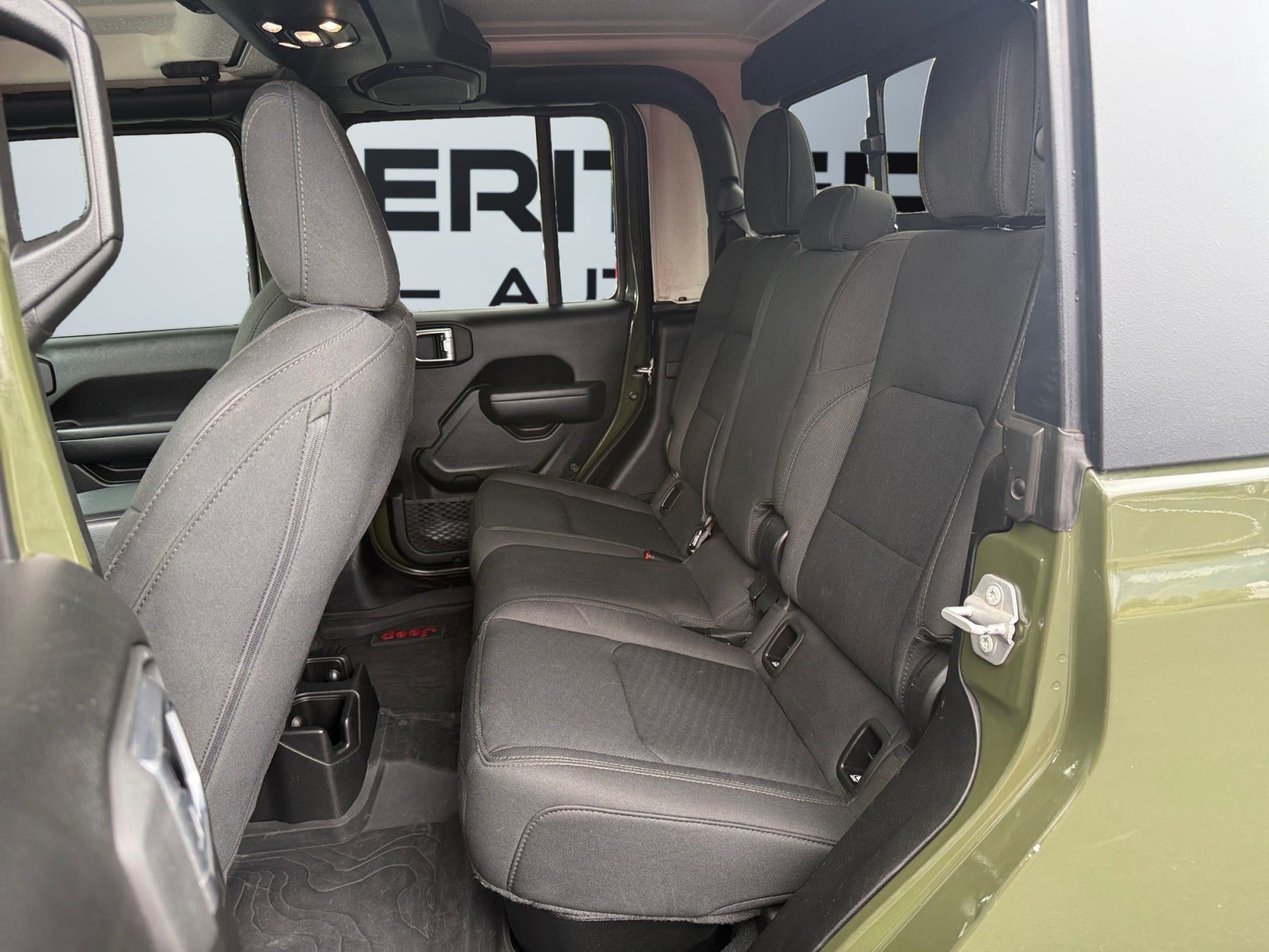 2022 Jeep Gladiator Sport S 4x4