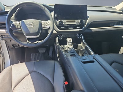 2025 Toyota Grand Highlander XLE