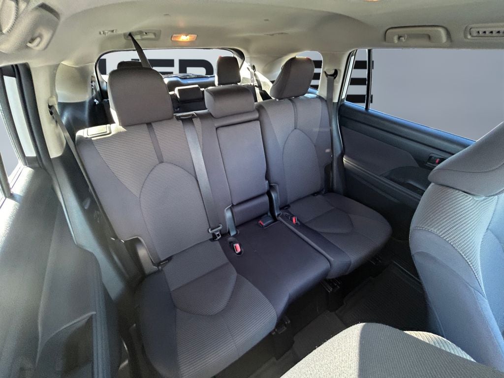 2023 Toyota Highlander Hybrid LE