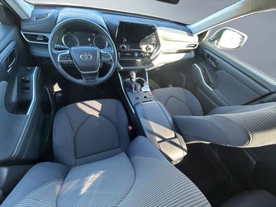 2023 Toyota Highlander Hybrid LE