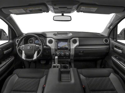 2017 Toyota Tundra SR5 5.7L V8