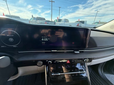 2024 Kia Carnival SX