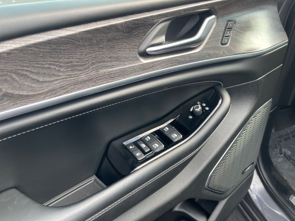 2024 Jeep Grand Cherokee Overland