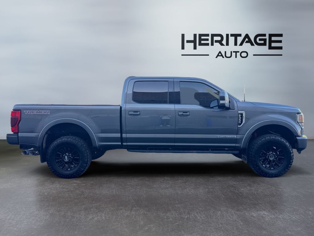 2022 Ford F-350 LARIAT