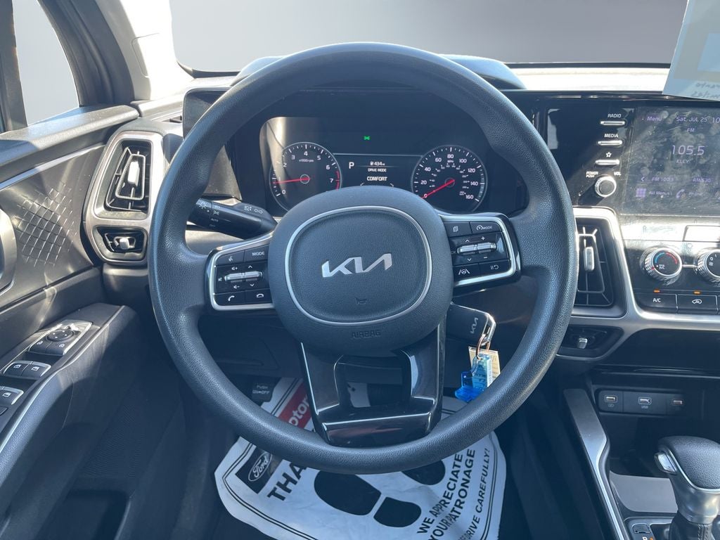2022 Kia Sorento LX