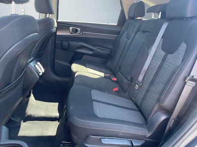 2022 Kia Sorento LX