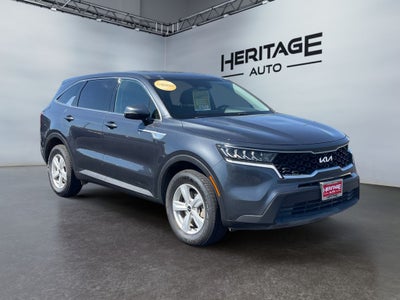 2022 Kia Sorento LX
