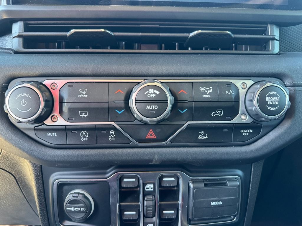 2024 Jeep Gladiator Rubicon - Photo 23