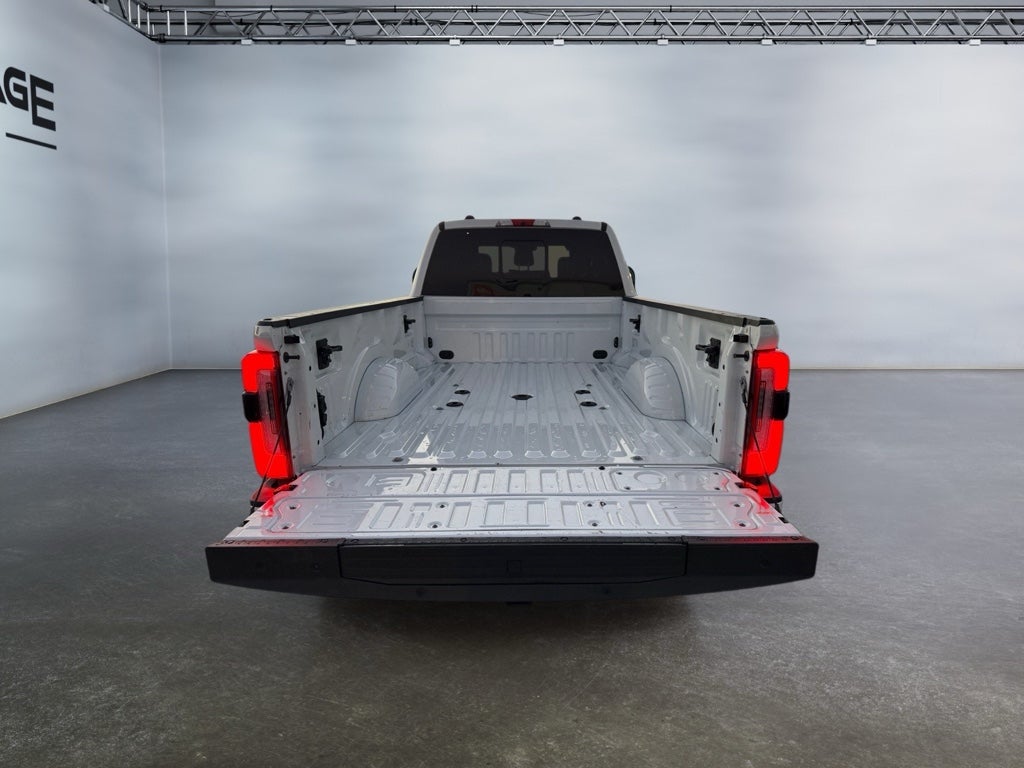 2023 Ford Super Duty F-350 DRW XL