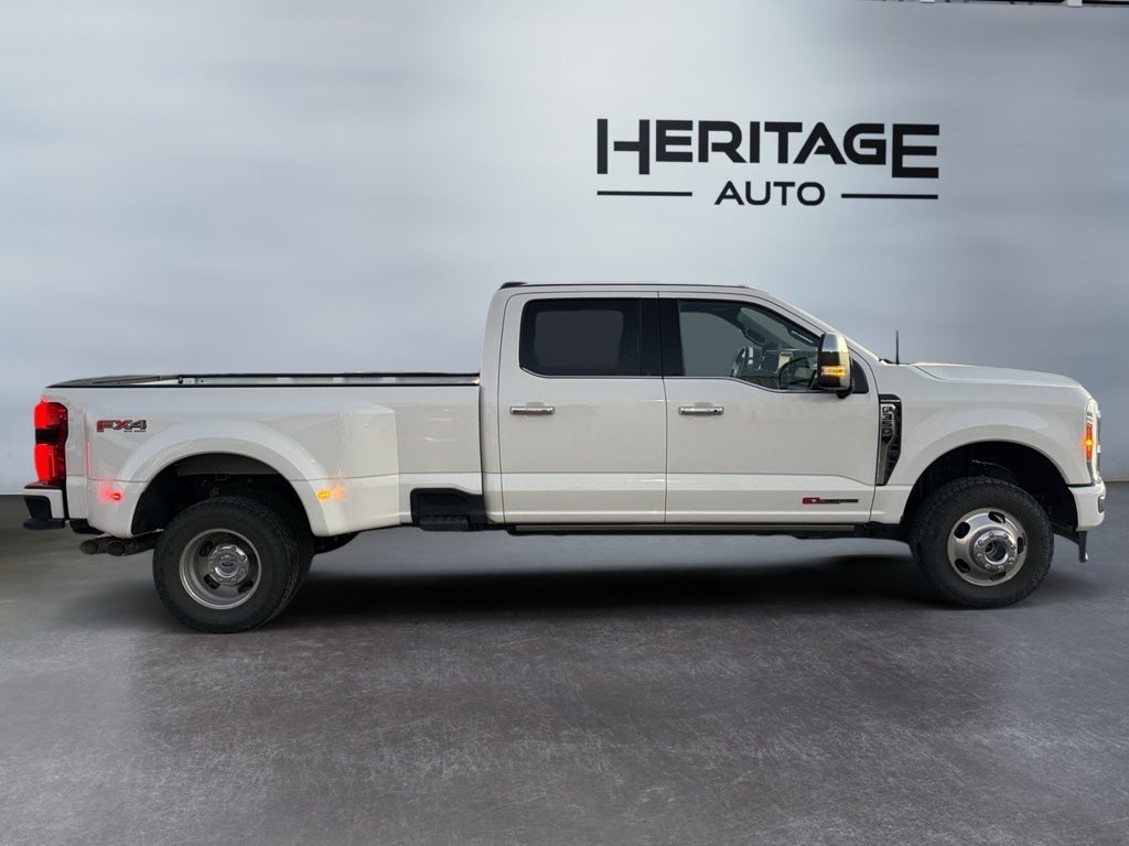 2023 Ford Super Duty F-350 DRW XL