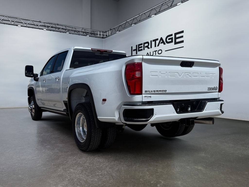 2026 Chevrolet Silverado 3500 HD High Country DRW