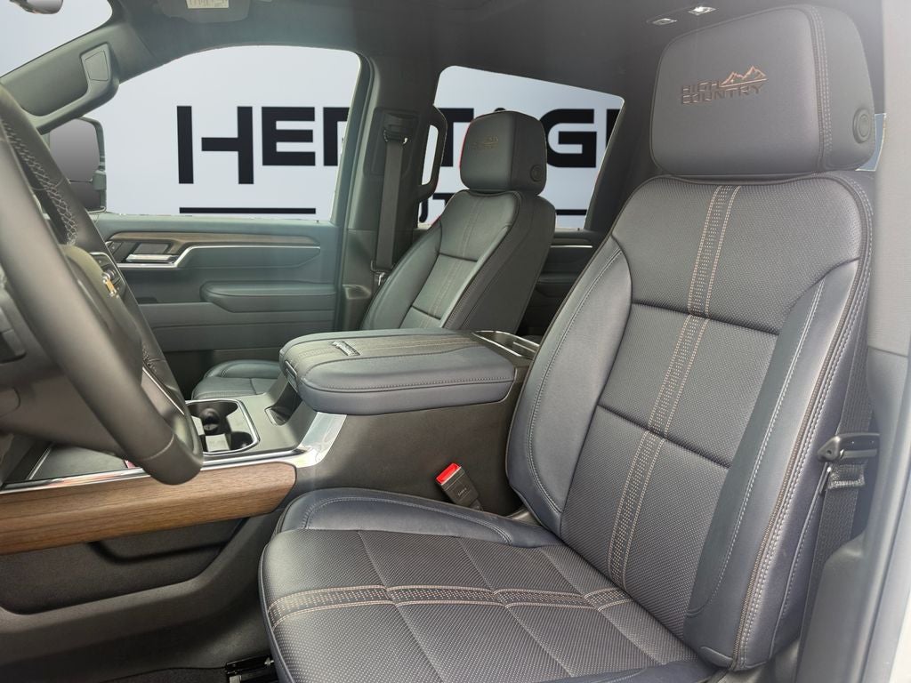 2026 Chevrolet Silverado 3500 HD High Country
