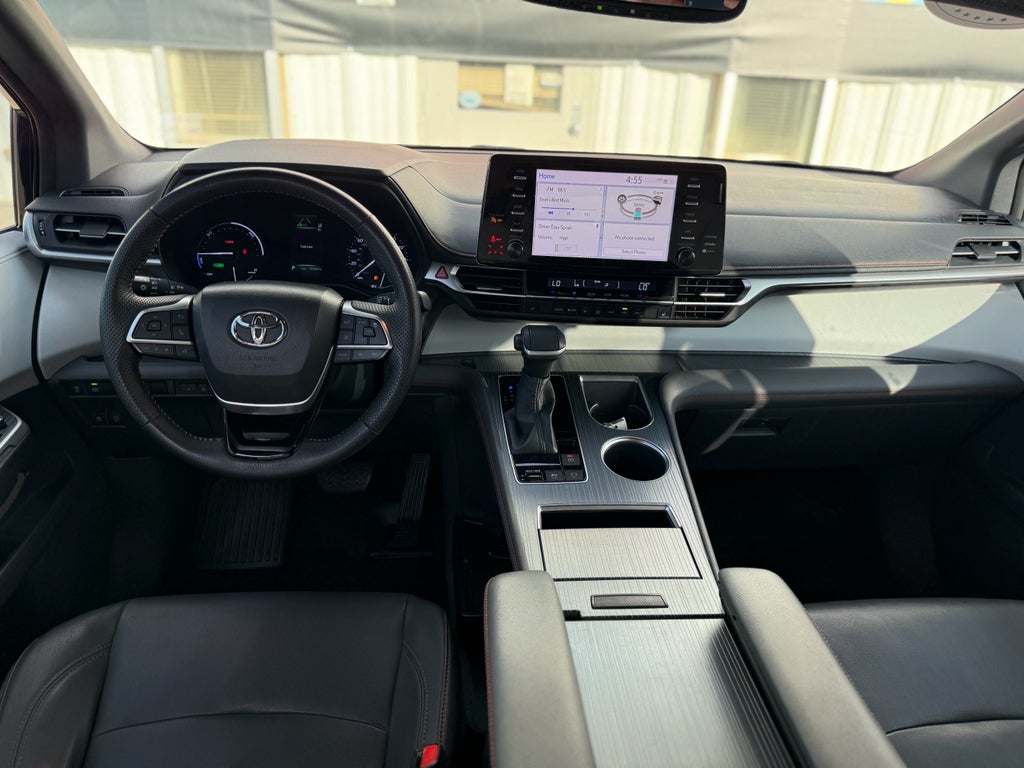 2022 Toyota Sienna XSE