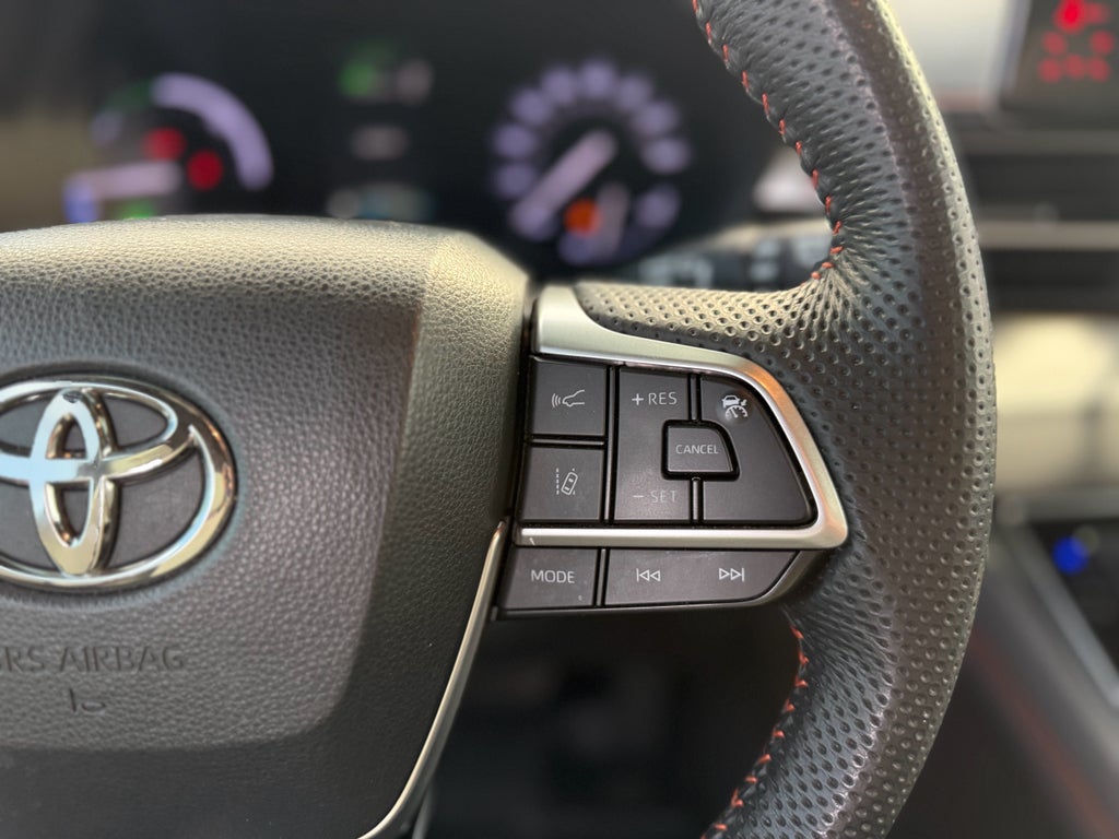2022 Toyota Sienna XSE