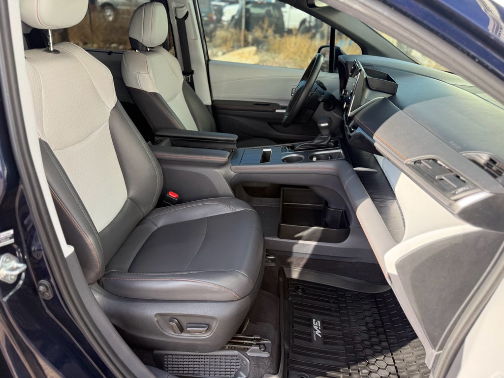 2022 Toyota Sienna XSE