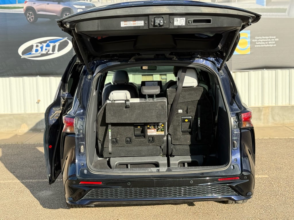 2022 Toyota Sienna XSE