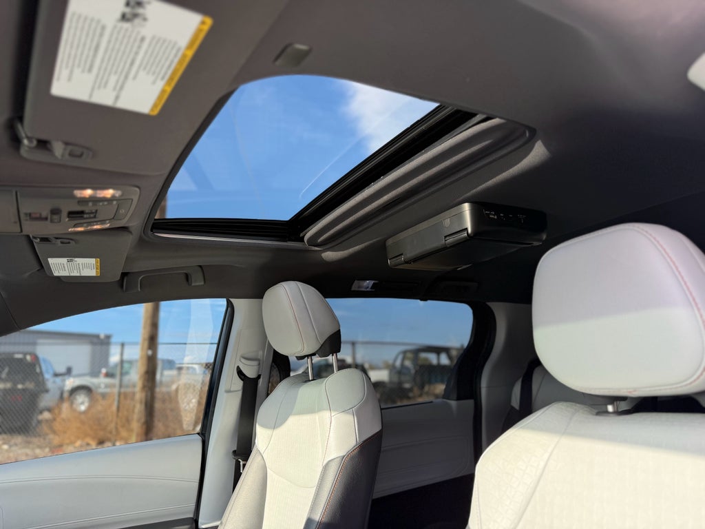 2022 Toyota Sienna XSE