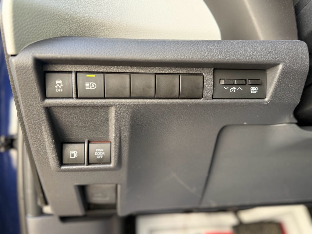 2022 Toyota Sienna XSE