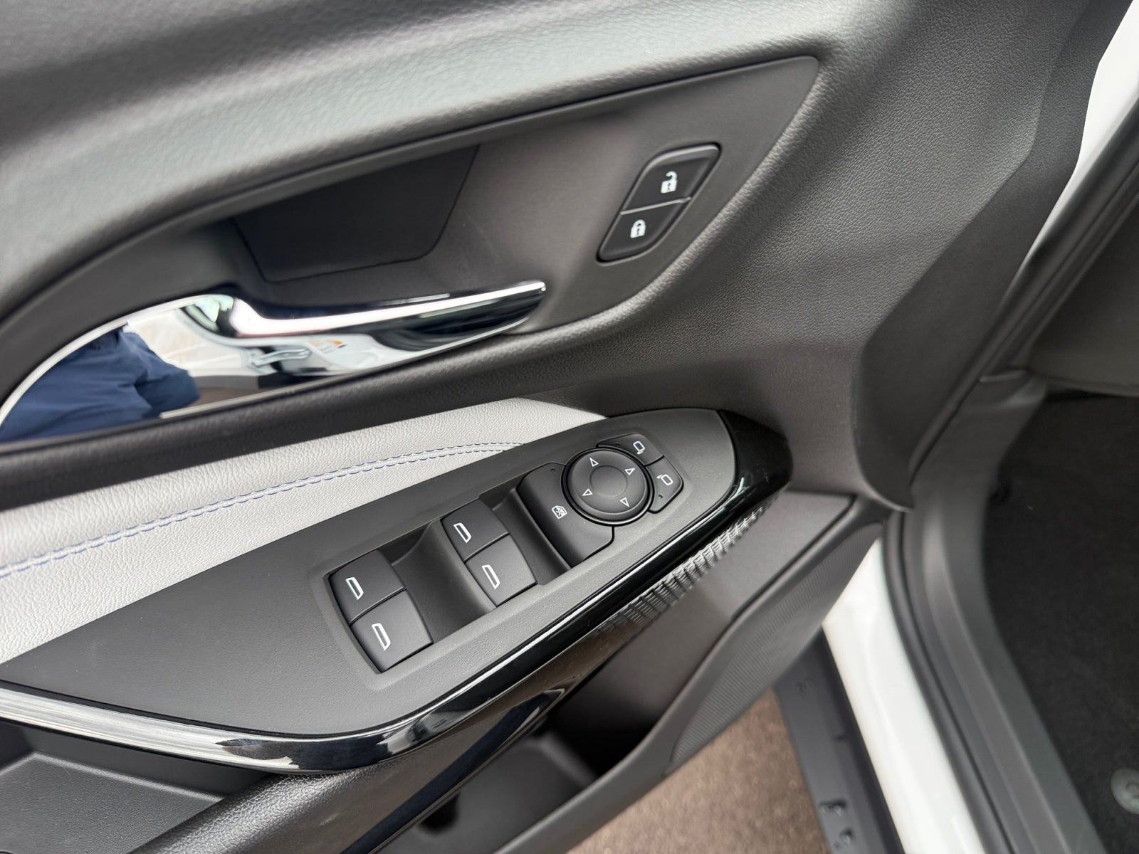 2026 Chevrolet Trax LT - Photo 11